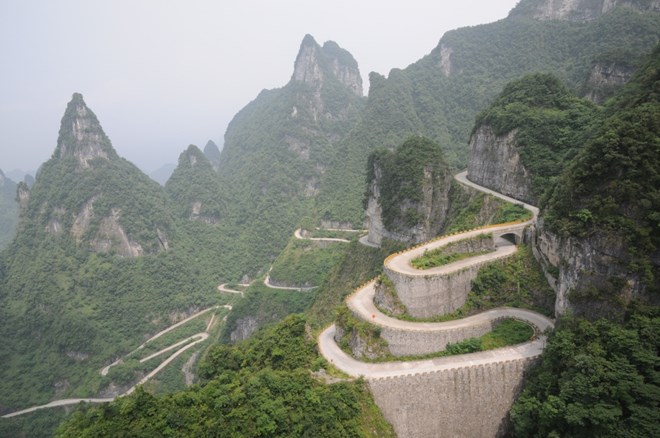 Thiên Môn - ngọn núi tuyệt đẹp của chuyến du lịch trung quốc