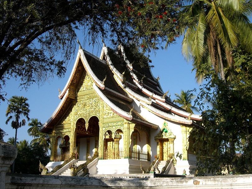 DU LỊCH LÀO : CUNG ĐIỆN HOÀNG GIA LUONG PRABANG