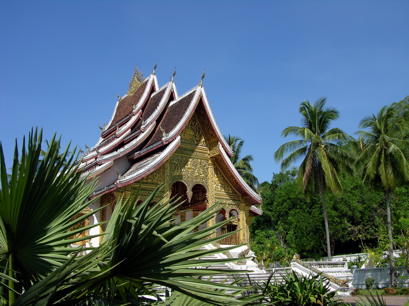 tour du lịch lào từ hà nội 5 ngày bằng máy bay vietnam airline