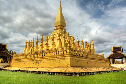 pha-that-luang