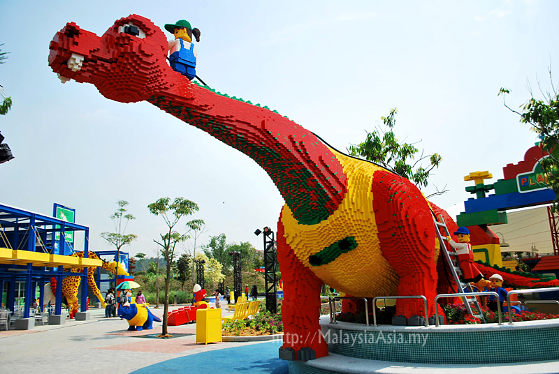 du-lich-legoland-malaysia-dinosaur