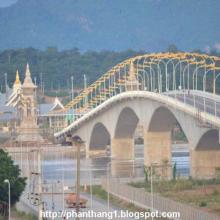 Tour du lịch Lào tham quan Thái Lan thật đơn giản