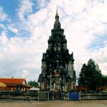 Tour du lịch Lào khám phá That Inghang